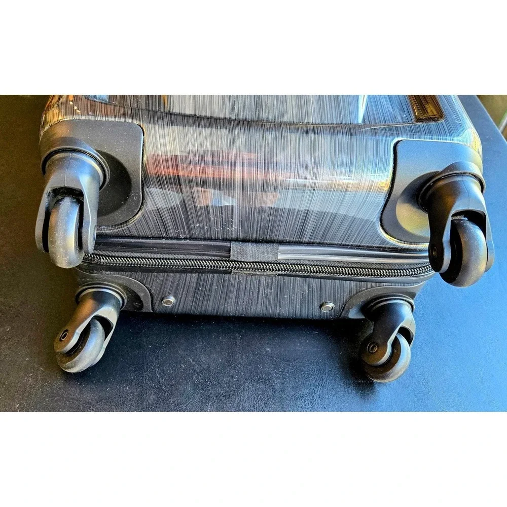 Samsonite Winfield 2 Hardside Spinner 20